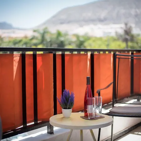41 Los Cristianos First Sea Line, Parking * Guincho (Tenerife)